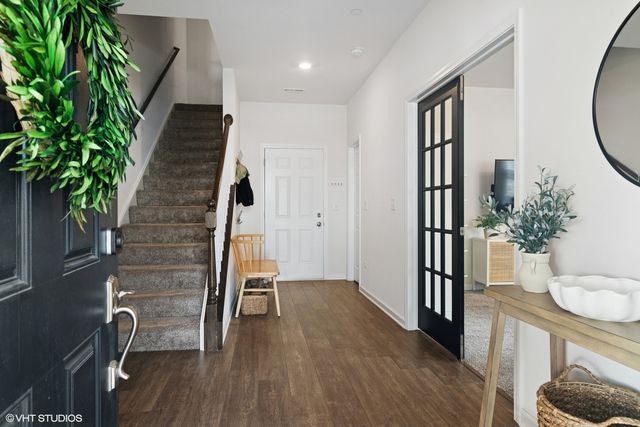 2709 Lily Lane, Rolling Meadows, IL 60008