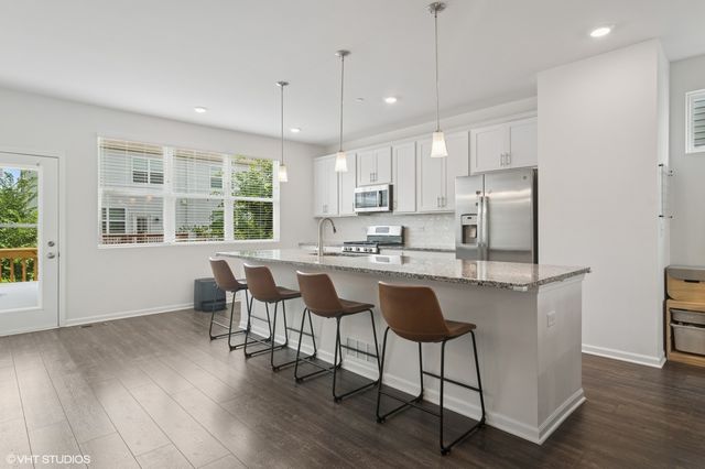 2709 Lily Lane, Rolling Meadows, IL 60008