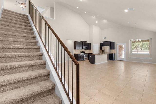 2437 Lyla LN, Leander, TX 78641