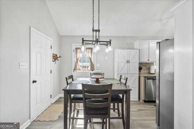 25 Twin Branches SW Lane, Cartersville, GA 30120