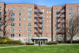 1300 Midland Avenue A25, Yonkers, NY 10704
