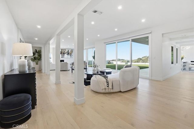 2717 N Mountain Avenue, Claremont, CA 91711