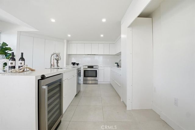 2717 N Mountain Avenue, Claremont, CA 91711