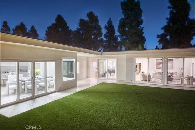 2717 N Mountain Avenue, Claremont, CA 91711