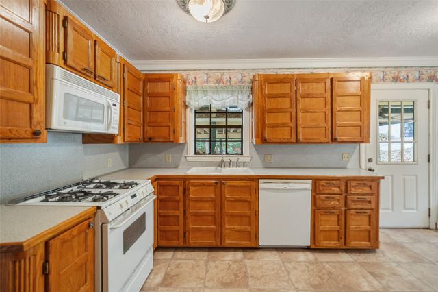 14495 Calvary Road, Willis, TX 77318