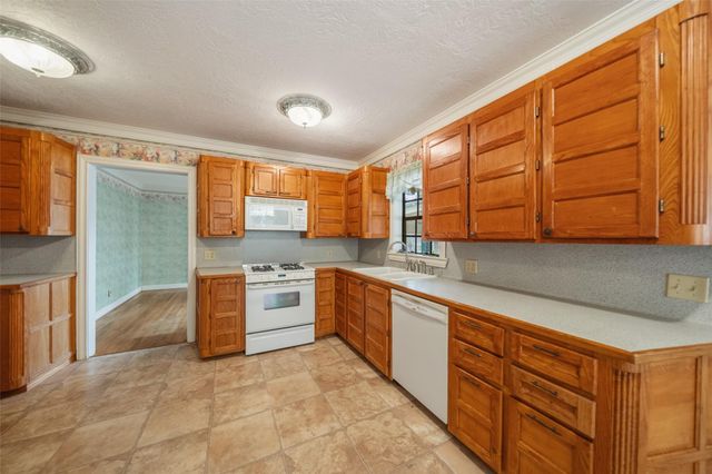 14495 Calvary Road, Willis, TX 77318