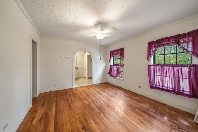 14495 Calvary Road, Willis, TX 77318