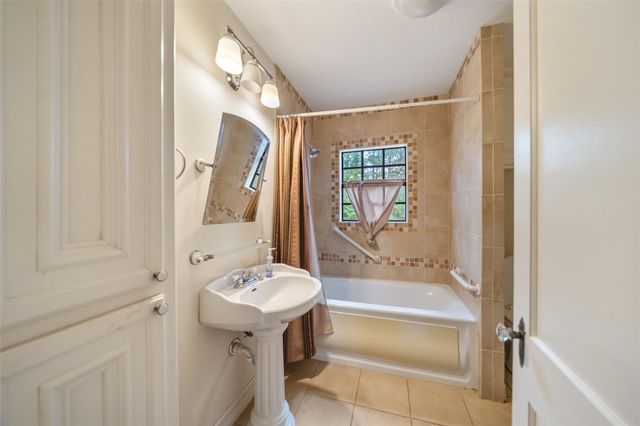 14495 Calvary Road, Willis, TX 77318