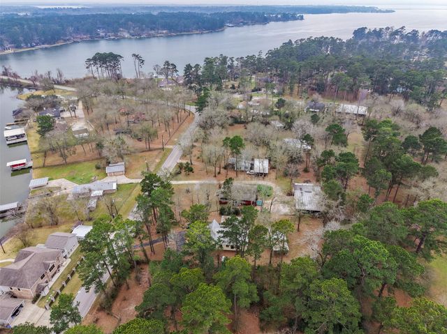 14495 Calvary Road, Willis, TX 77318