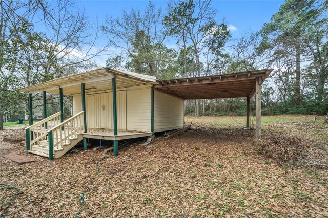 14495 Calvary Road, Willis, TX 77318