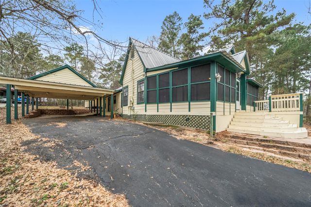 14495 Calvary Road, Willis, TX 77318