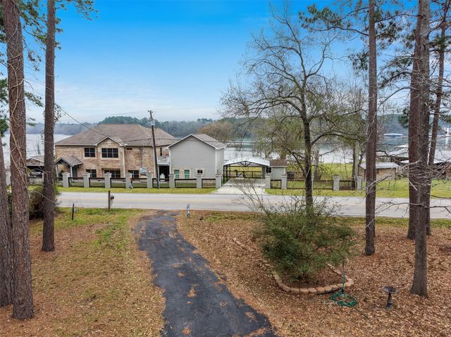 14495 Calvary Road, Willis, TX 77318