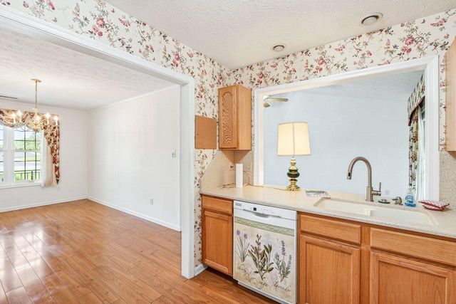 849 OX ROAD, Woodstock, VA 22664