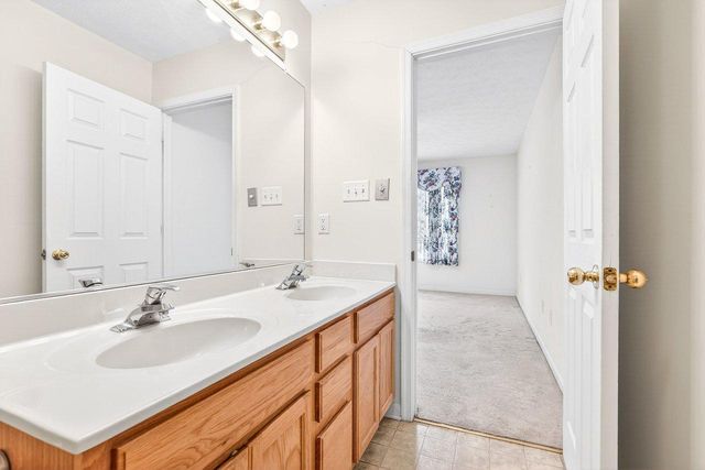 849 OX ROAD, Woodstock, VA 22664