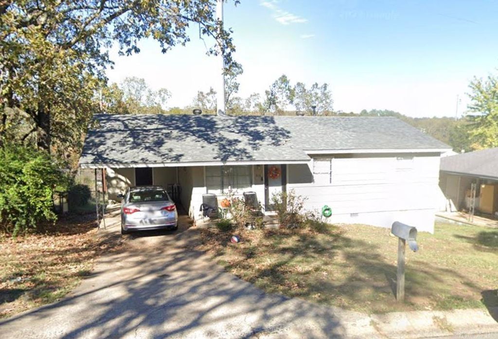 516 Libby Ln, North Little Rock, AR 72118