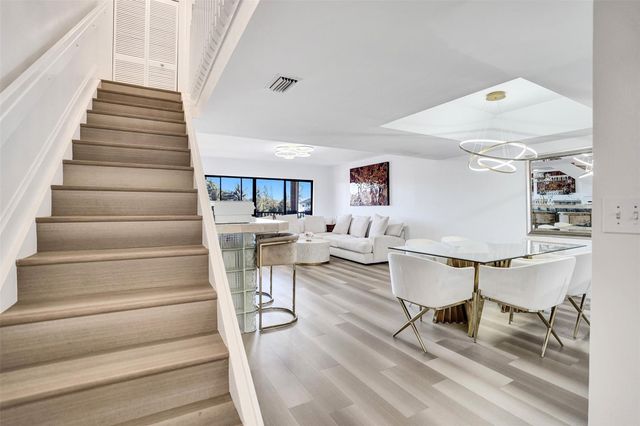 270 Captains Walk 310, Delray Beach, FL 33483