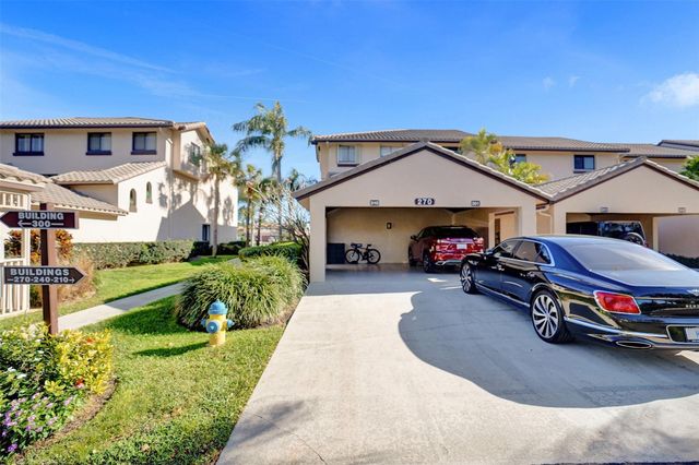 270 Captains Walk 310, Delray Beach, FL 33483