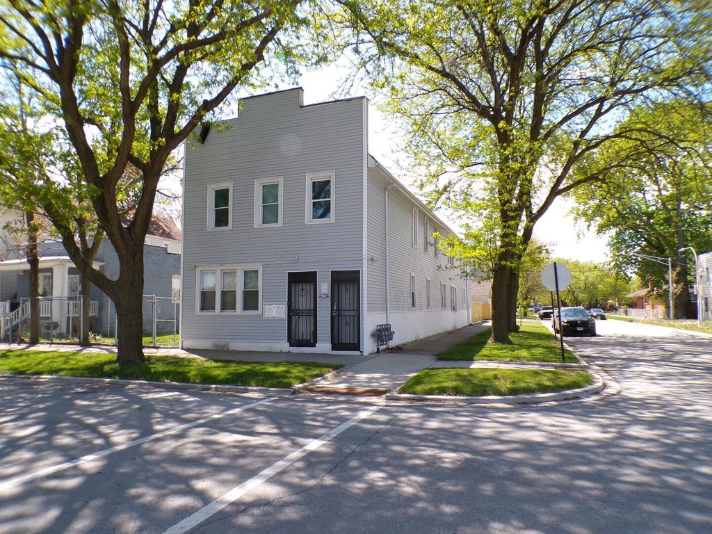 10800 S Hoxie Avenue 2F, Chicago, IL 60617
