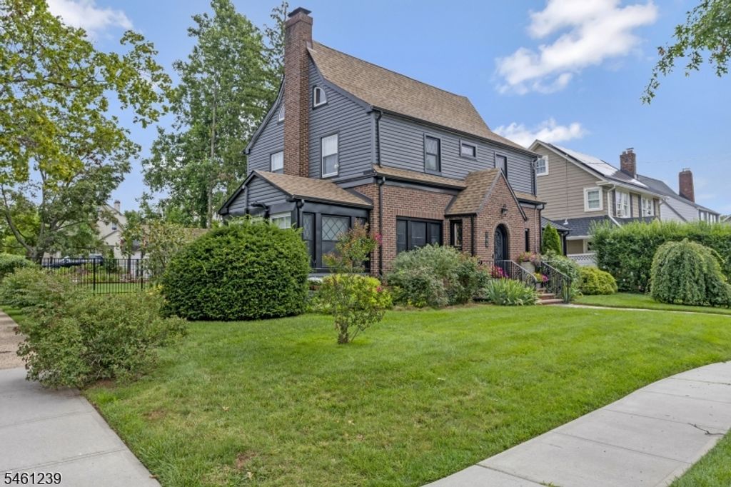 166 Sandford Ave, North Plainfield Boro, NJ 07060 — photo 2