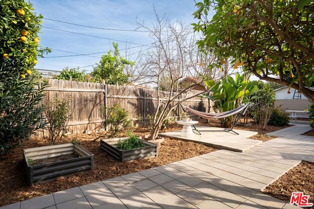 4014 Baywood Street, Los Angeles, CA 90039