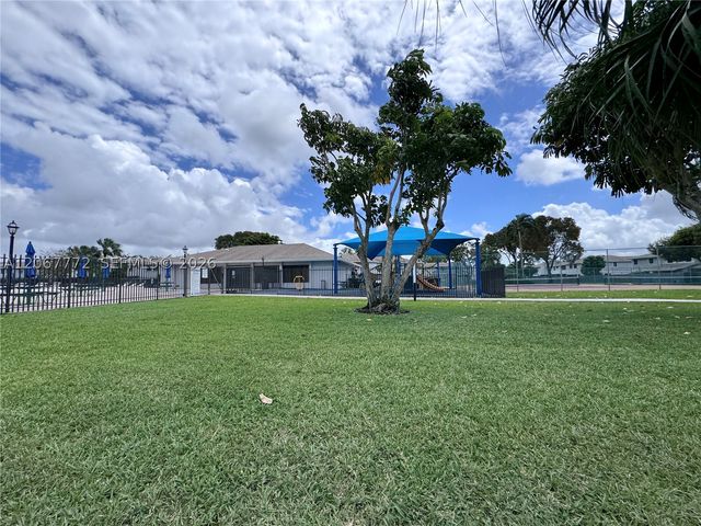 10651 NW 1st St 10651, Pembroke Pines, FL 33026