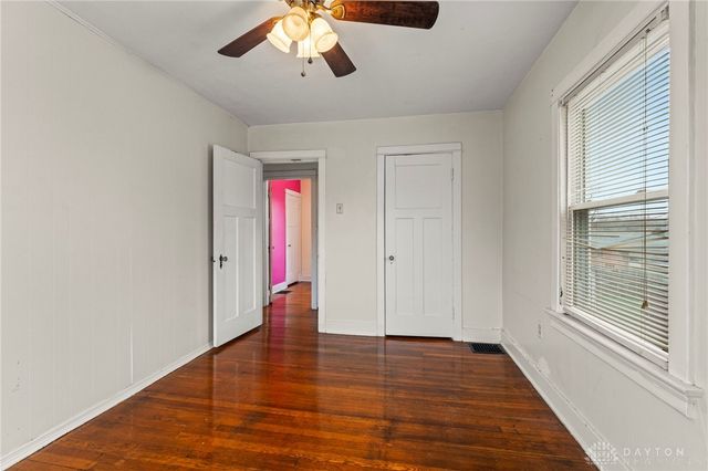 216 E Beechwood Avenue, Dayton, OH 45405