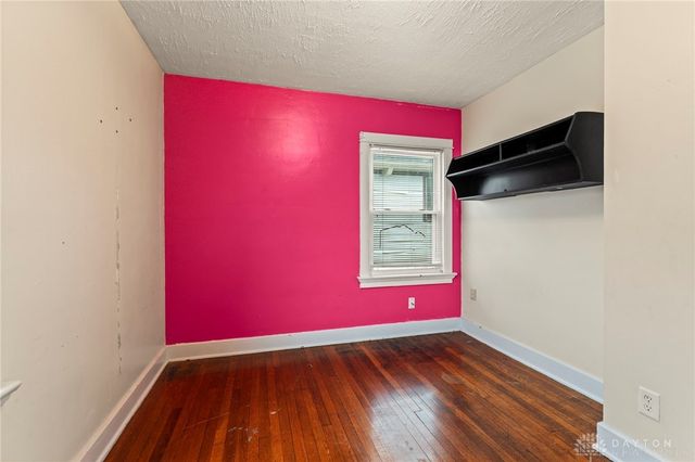 216 E Beechwood Avenue, Dayton, OH 45405