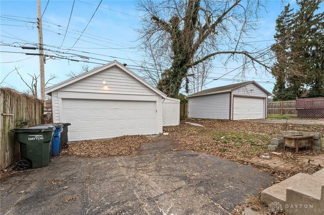 216 E Beechwood Avenue, Dayton, OH 45405