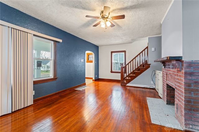 216 E Beechwood Avenue, Dayton, OH 45405