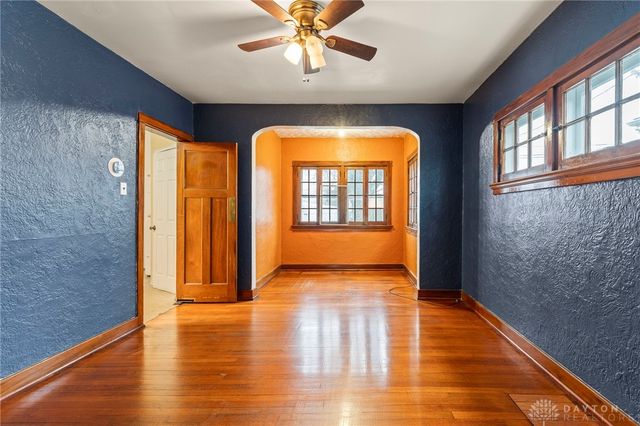 216 E Beechwood Avenue, Dayton, OH 45405