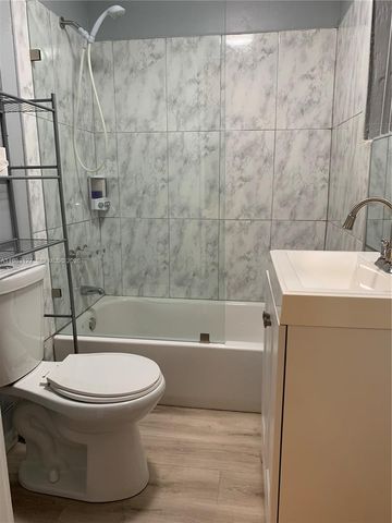 2221 NW 196th Ter 2221, Miami Gardens, FL 33056