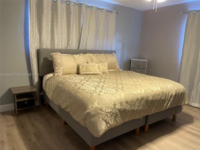 2221 NW 196th Ter 2221, Miami Gardens, FL 33056