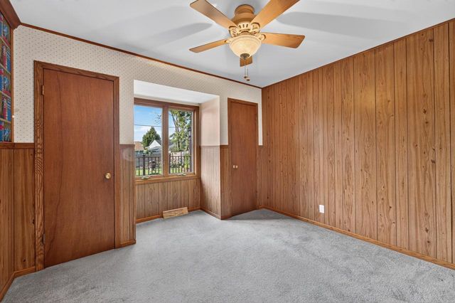 2501 Pinehurst AVENUE, Racine, WI 53403