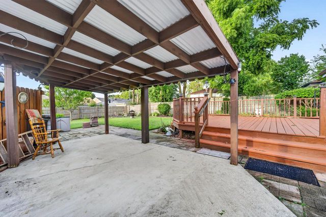2501 Pinehurst AVENUE, Racine, WI 53403