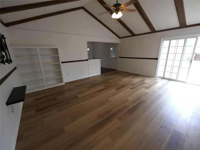 5018 Ash Court, Dickinson, TX 77539