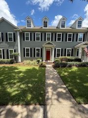 3991 Four Oaks Boulevard, Tallahassee, FL 32311