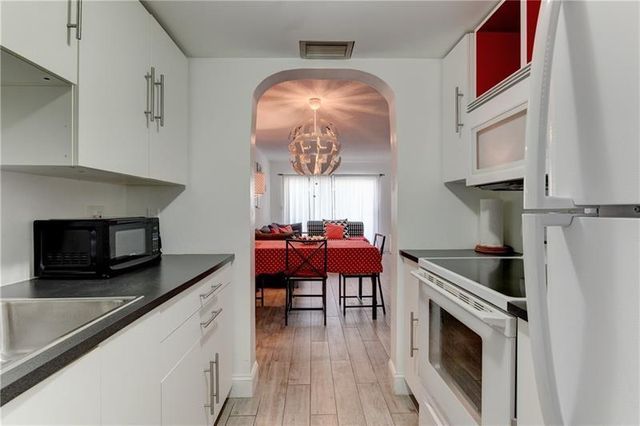1461 S Ocean Boulevard 211, Lauderdale By The Sea, FL 33062