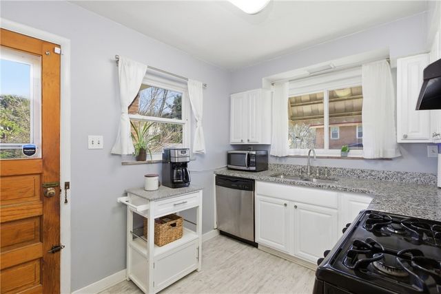 2902 Center St, Ingram, PA 15205