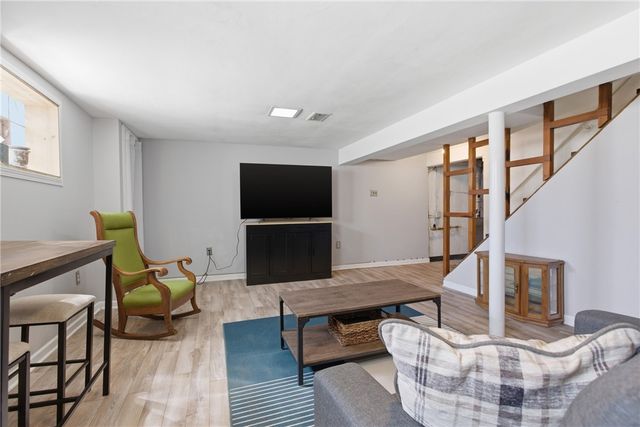 2902 Center St, Ingram, PA 15205