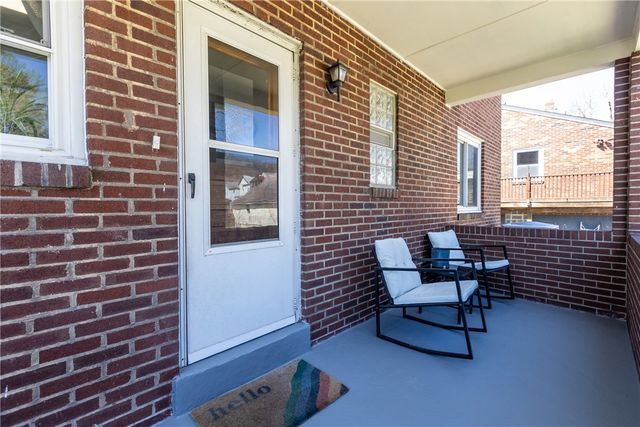 2902 Center St, Ingram, PA 15205