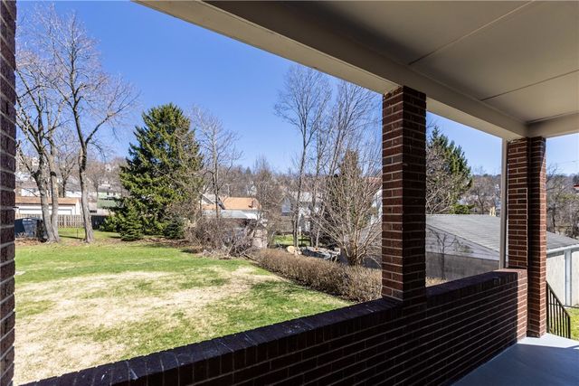 2902 Center St, Ingram, PA 15205