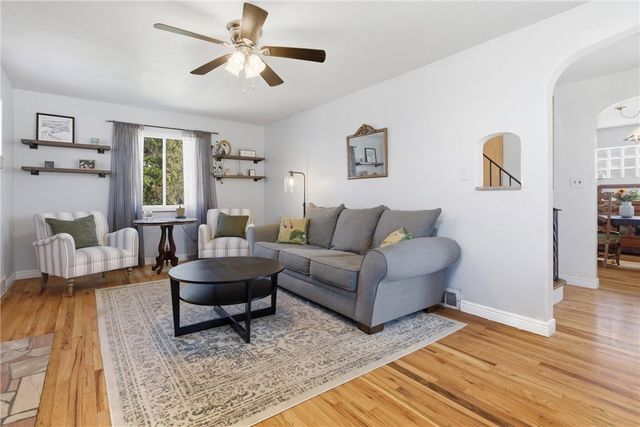 2902 Center St, Ingram, PA 15205