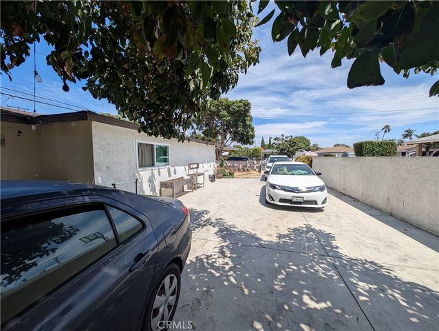 408 N Jackson Street, Santa Ana, CA 92703
