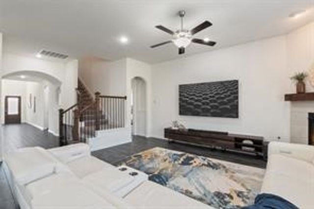 1413 Lake Grove Drive, Little Elm, TX 75068
