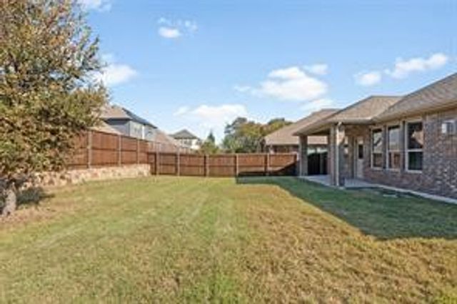 1413 Lake Grove Drive, Little Elm, TX 75068