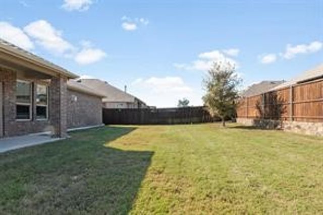 1413 Lake Grove Drive, Little Elm, TX 75068