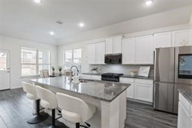 1413 Lake Grove Drive, Little Elm, TX 75068