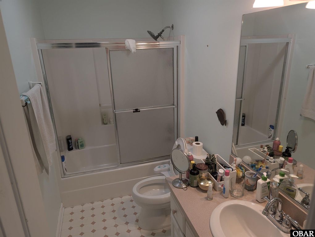 Image 14 of property listing at 115 Stratton Lane Lot 5, Manteo, NC 27954