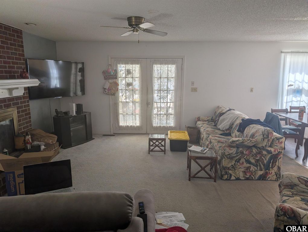 Image 10 of property listing at 115 Stratton Lane Lot 5, Manteo, NC 27954