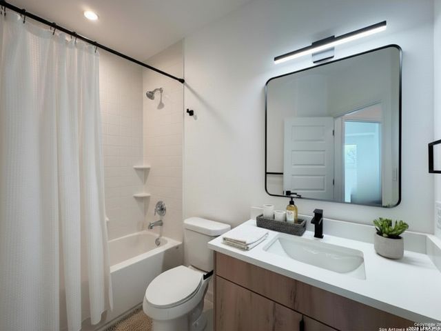 1834 Montana, San Antonio, TX 78203